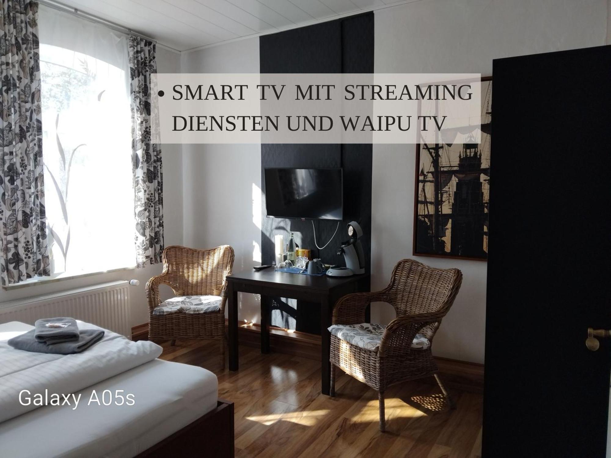 Haus Krabbe Zimmer Ohne Kueche, Fuer 1-2 Personen, Doppelbett, Zentral Gelegen Zwischen Cuxhaven Und Bremerhaven, Hunde Kostenfrei Willkommen, Kostenfreier Parkplatz Wremen Exterior foto